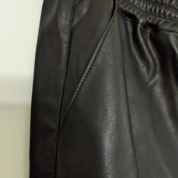 Ladies Plus Size Joggers - Picture 4 of 9